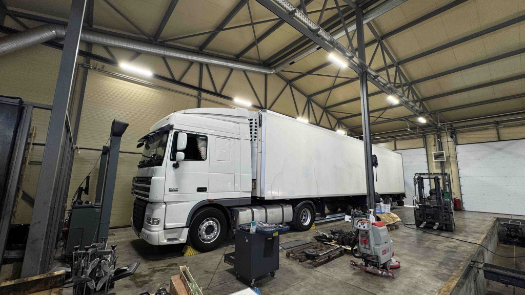 daf_2.jpg daf_2.jpg